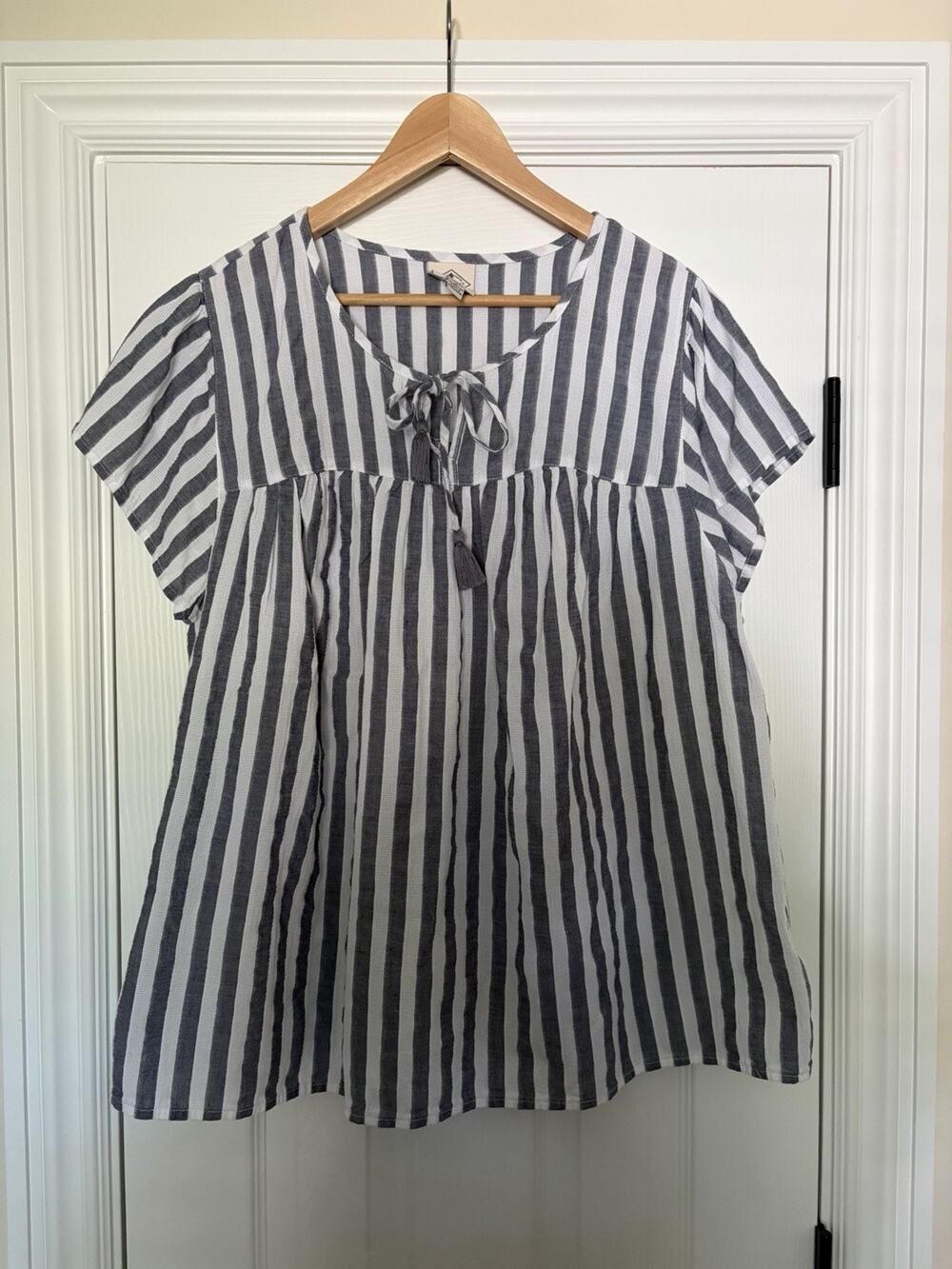 St John's Bay 2X Stripe Flowy Blouse blue and white tassel boho beachy resort